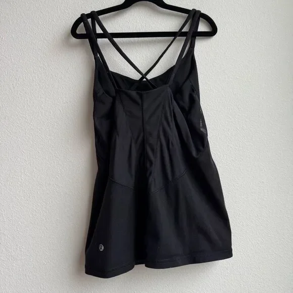✨$5/$25 Lululemon Strappy Black Athletic Tank Top Size 6 Small - Picture 3 of 5